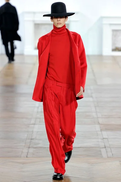 Look 42